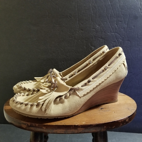 Sam Edelman Wedge Heeled Moccasins Tan Suede Fringes Boho Hippy 9.5 - Picture 1 of 11